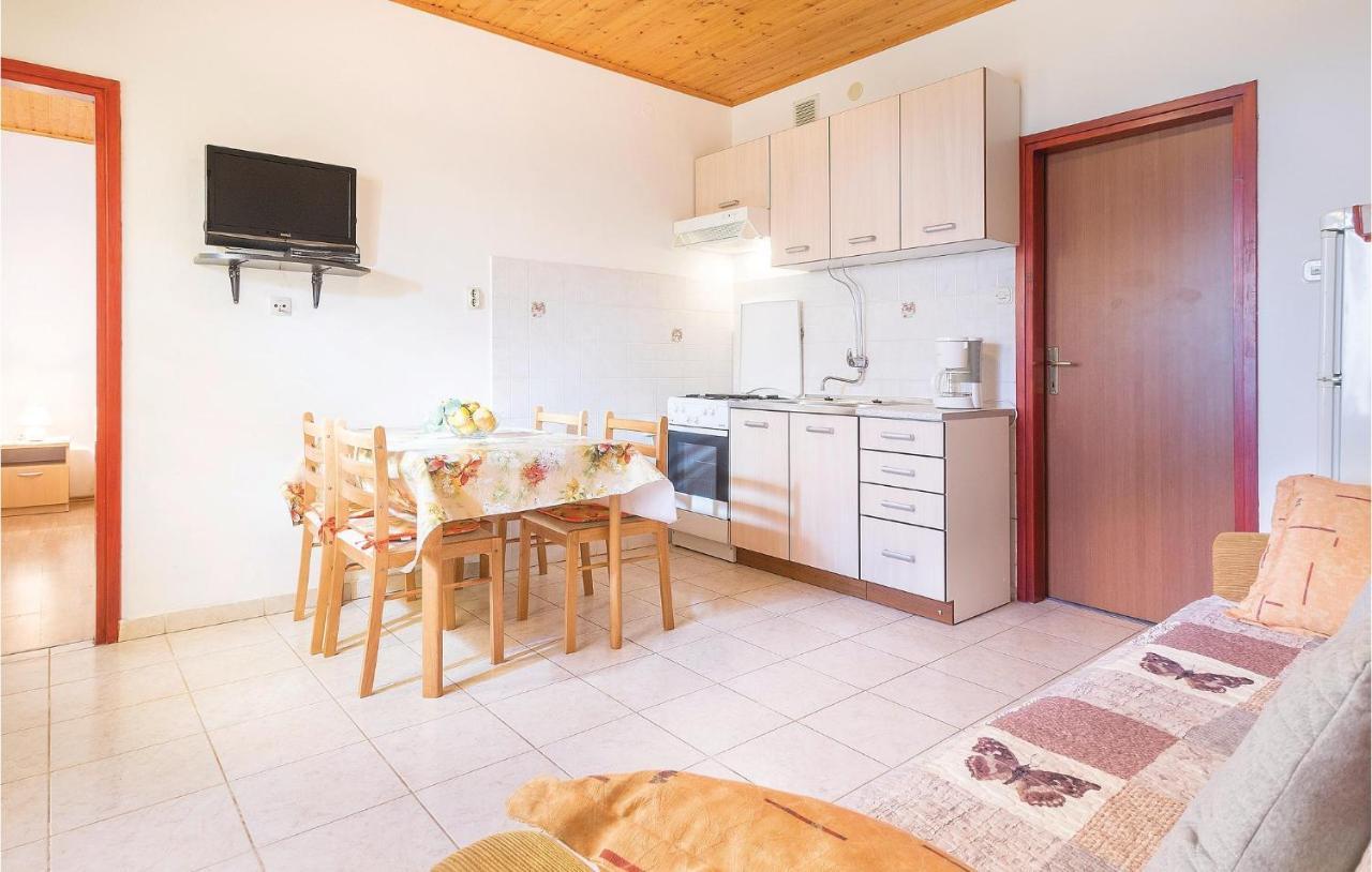 Awesome Apartment In Pula With Wifi Ngoại thất bức ảnh