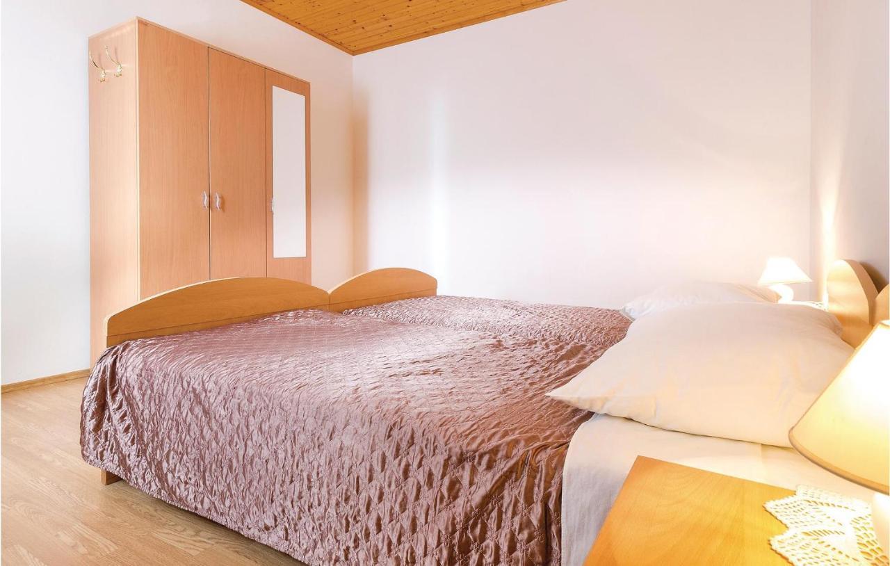 Awesome Apartment In Pula With Wifi Ngoại thất bức ảnh