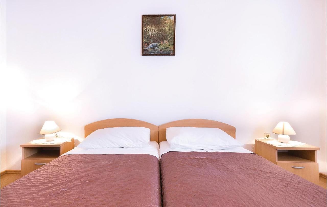 Awesome Apartment In Pula With Wifi Ngoại thất bức ảnh