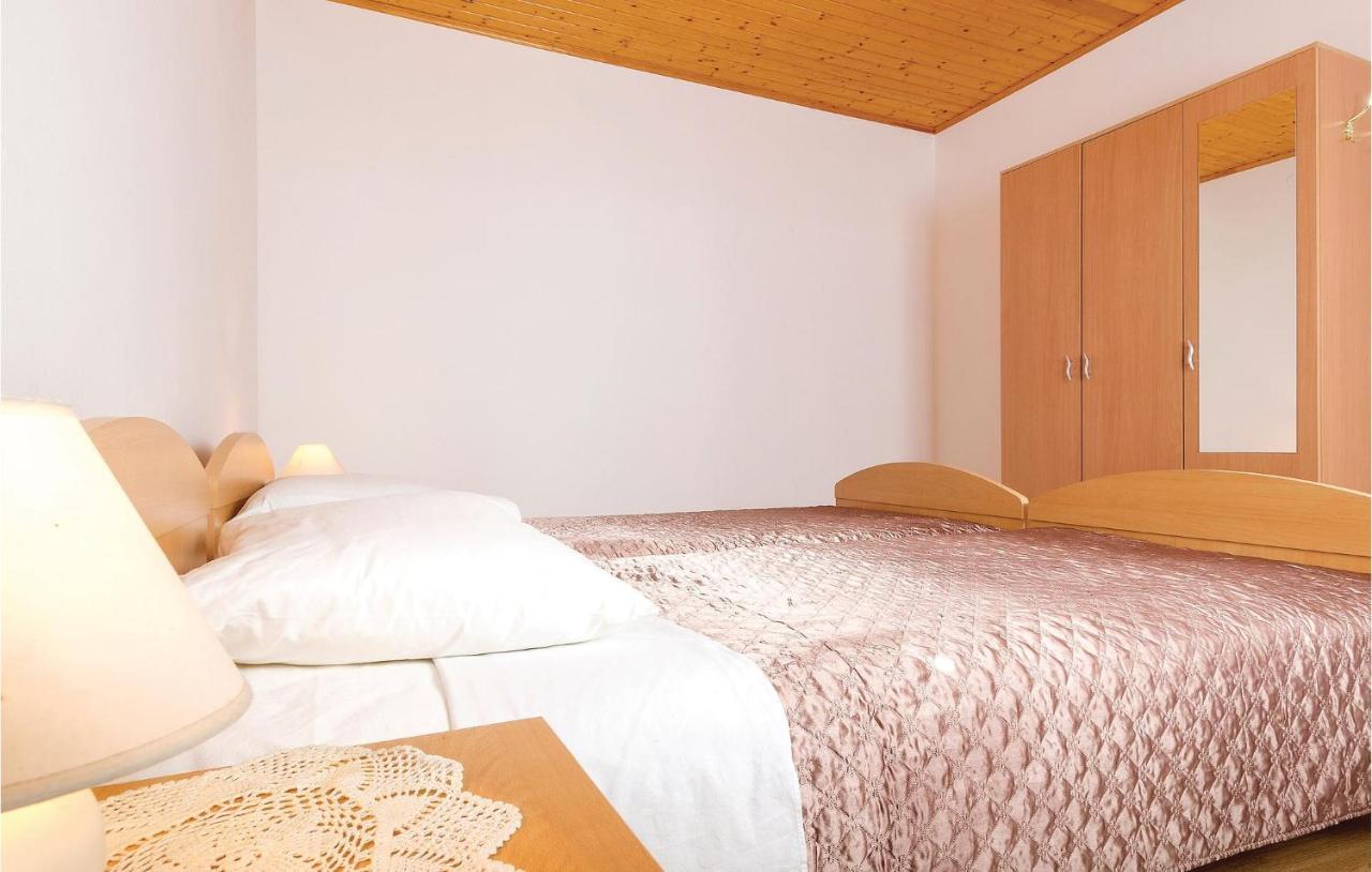 Awesome Apartment In Pula With Wifi Ngoại thất bức ảnh