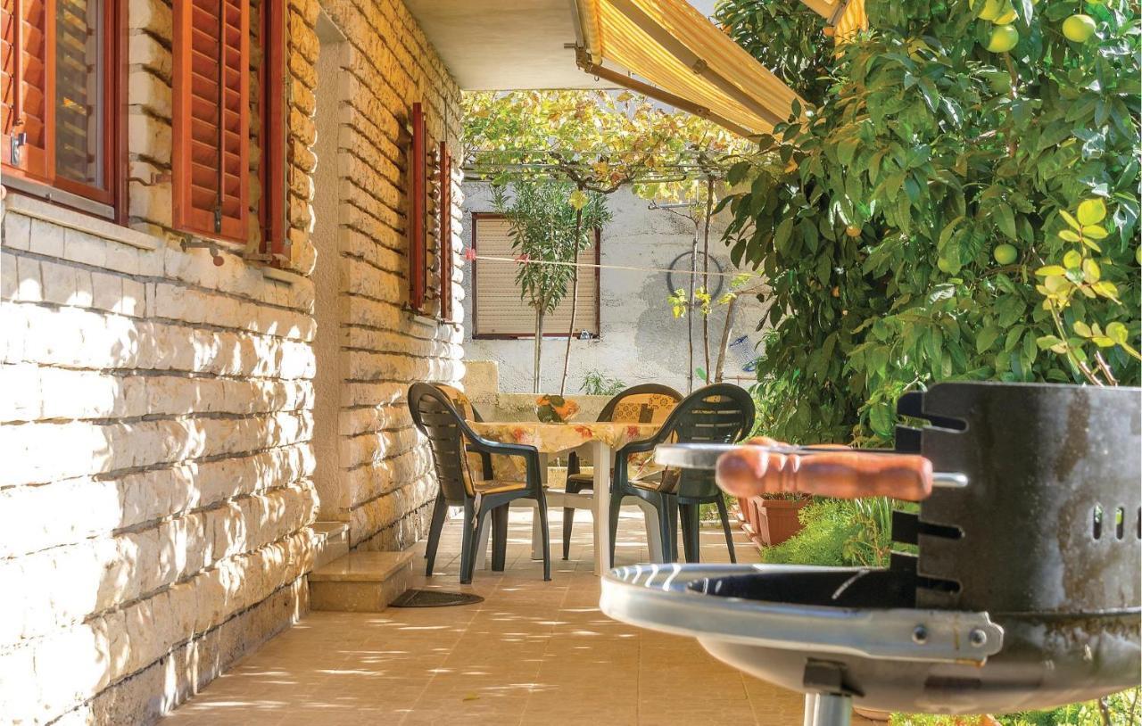 Awesome Apartment In Pula With Wifi Ngoại thất bức ảnh